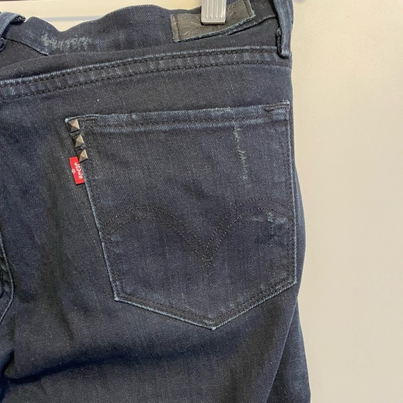 Dark blue Levi’s - Picture 2 of 2